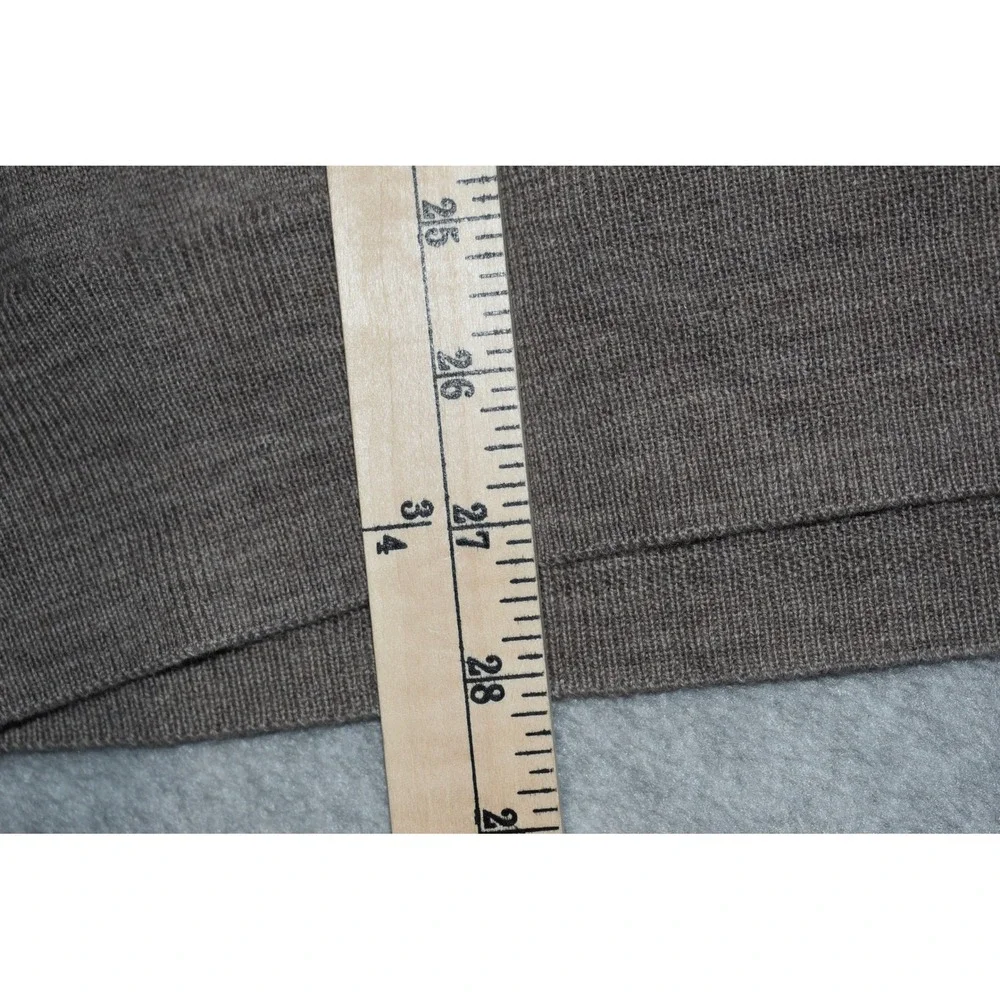 Jos A Bank Sweater Mens Large Tan V-Neck 100% Wool Classic Collection Golf